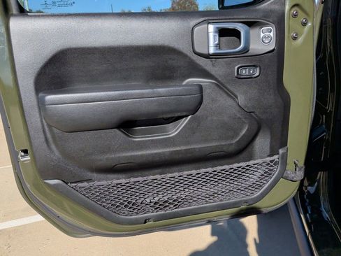 Used 2022 Jeep Wrangler Unlimited Willys image 10