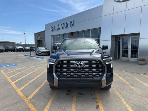 Used 2025 Toyota Tundra Platinum AWD/4WD image 2