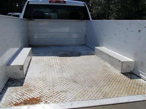 Used 2022 Chevrolet Silverado 3500 LT w/ Convenience Package image 14