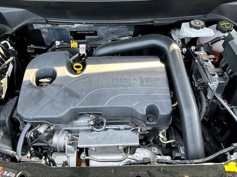 Used 2025 Chevrolet Equinox LT AWD/4WD image 28