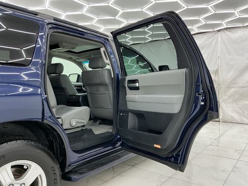 Used 2008 Toyota Sequoia Limited AWD/4WD image 23