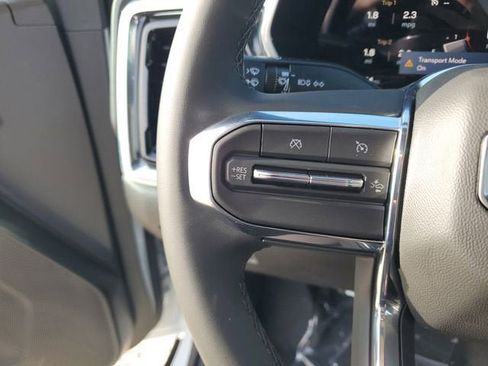 New 2025 GMC Canyon Elevation w/ Convenience Package image 29