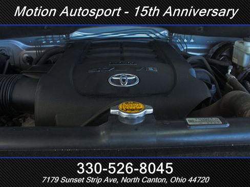 Used 2012 Toyota Tundra 4x4 CrewMax image 14