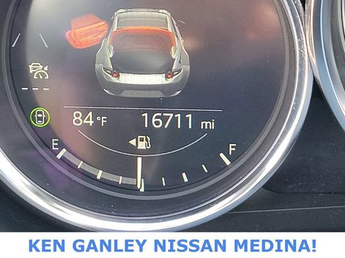 Used 2024 MAZDA MX-5 Miata RF Grand Touring RWD image 31
