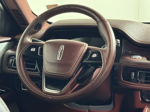 Certified 2023 Lincoln Aviator Black Label w/ Dynamic Handling Package image 24