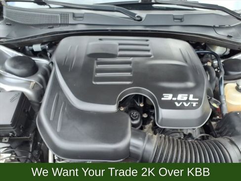 Used 2016 Dodge Charger SE image 29