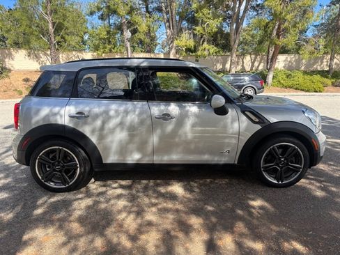 Used 2011 MINI Cooper Countryman S image 6