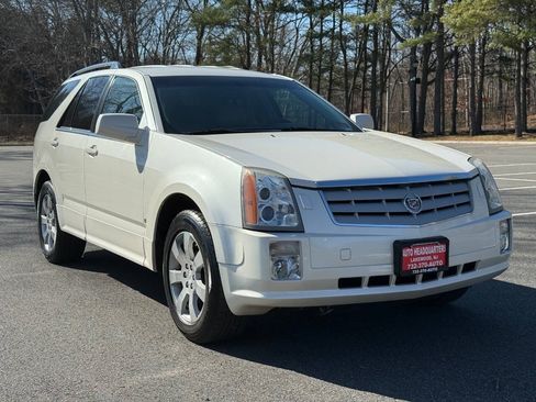 Used 2006 Cadillac SRX w/ Drivers Level One Package AWD/4WD image 3