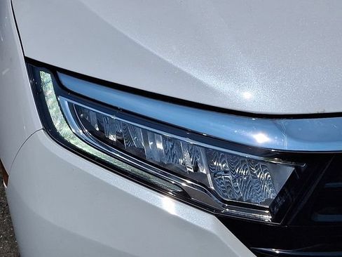 Certified 2024 Honda Odyssey EX-L image 9