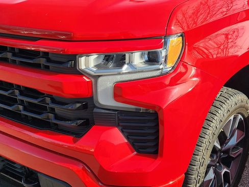 Used 2022 Chevrolet Silverado 1500 RST image 4