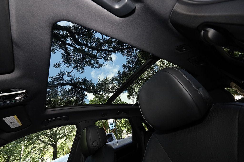 Used 2020 Porsche Cayenne AWD/4WD image 35