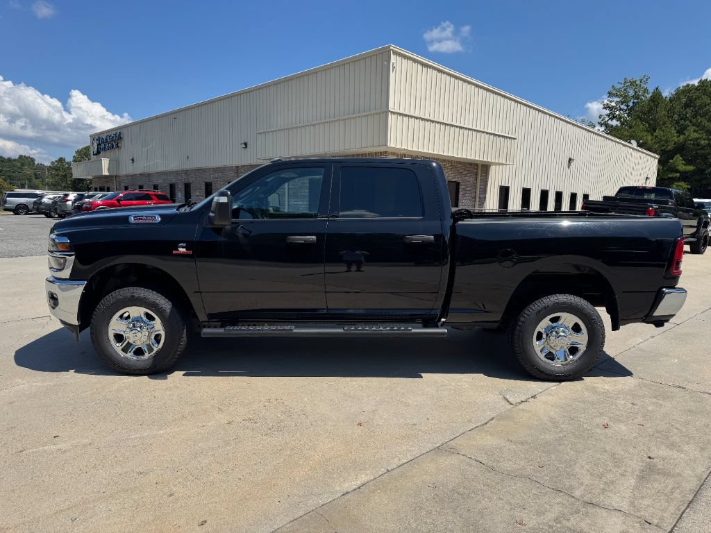 Used 2025 RAM 2500 Tradesman AWD/4WD image 2