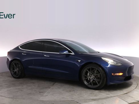 Used 2019 Tesla Model 3 Standard Range RWD image 14