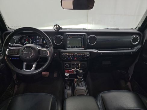 Used 2023 Jeep Wrangler Unlimited Rubicon 4xe w/ Cold Weather Group image 15