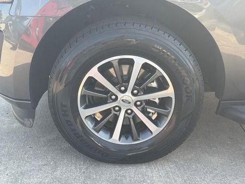 Used 2021 Ford Expedition XLT RWD image 11