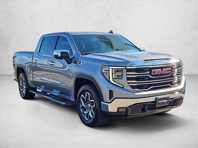 Used 2023 GMC Sierra 1500 SLT w/ SLT Premium Package AWD/4WD image 3