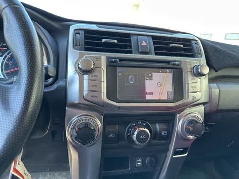 Used 2015 Toyota 4Runner SR5 image 6