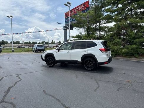 Used 2024 Subaru Forester Wilderness w/ Convenience Package AWD/4WD image 3