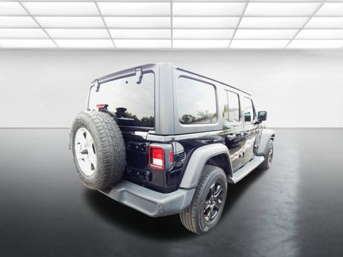 Used 2019 Jeep Wrangler Unlimited Sport S image 3