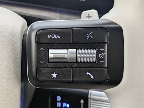 Used 2025 Hyundai Santa Fe Calligraphy image 25