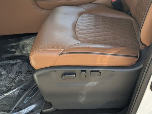 Certified 2024 INFINITI QX80 Sensory AWD/4WD image 20