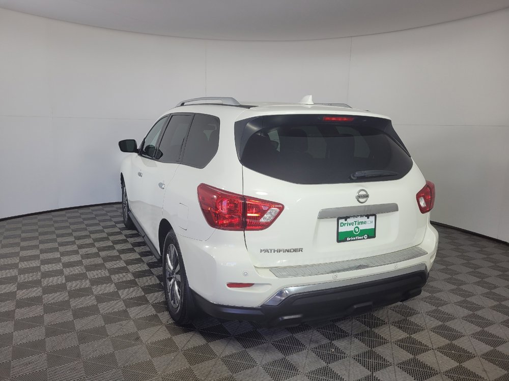 Used 2020 Nissan Pathfinder S FWD image 5