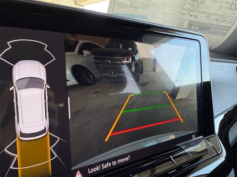 New 2026 Volkswagen Atlas Cross Sport SE image 20