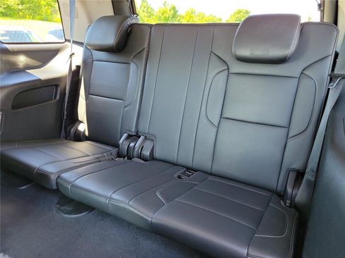 Used 2019 Chevrolet Tahoe LT AWD/4WD image 11