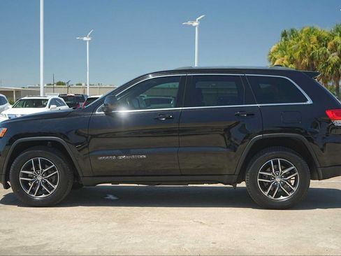 Used 2018 Jeep Grand Cherokee Laredo RWD image 3