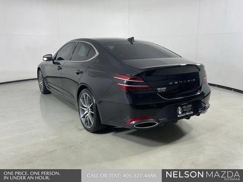 Used 2025 Genesis G70 2.5T RWD image 8