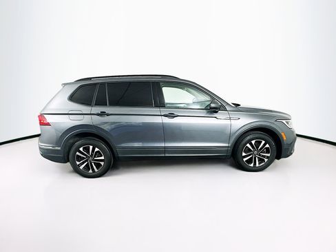 Used 2022 Volkswagen Tiguan S image 10