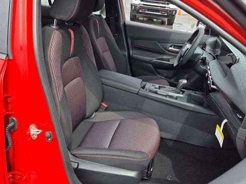 New 2026 Nissan Sentra SR FWD image 13