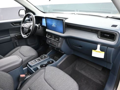 New 2025 Ford Maverick XLT w/ XLT Luxury Package image 32