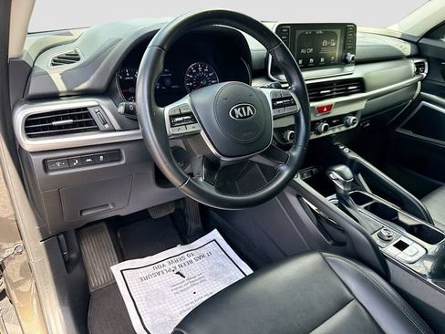 Used 2020 Kia Telluride S AWD/4WD image 11