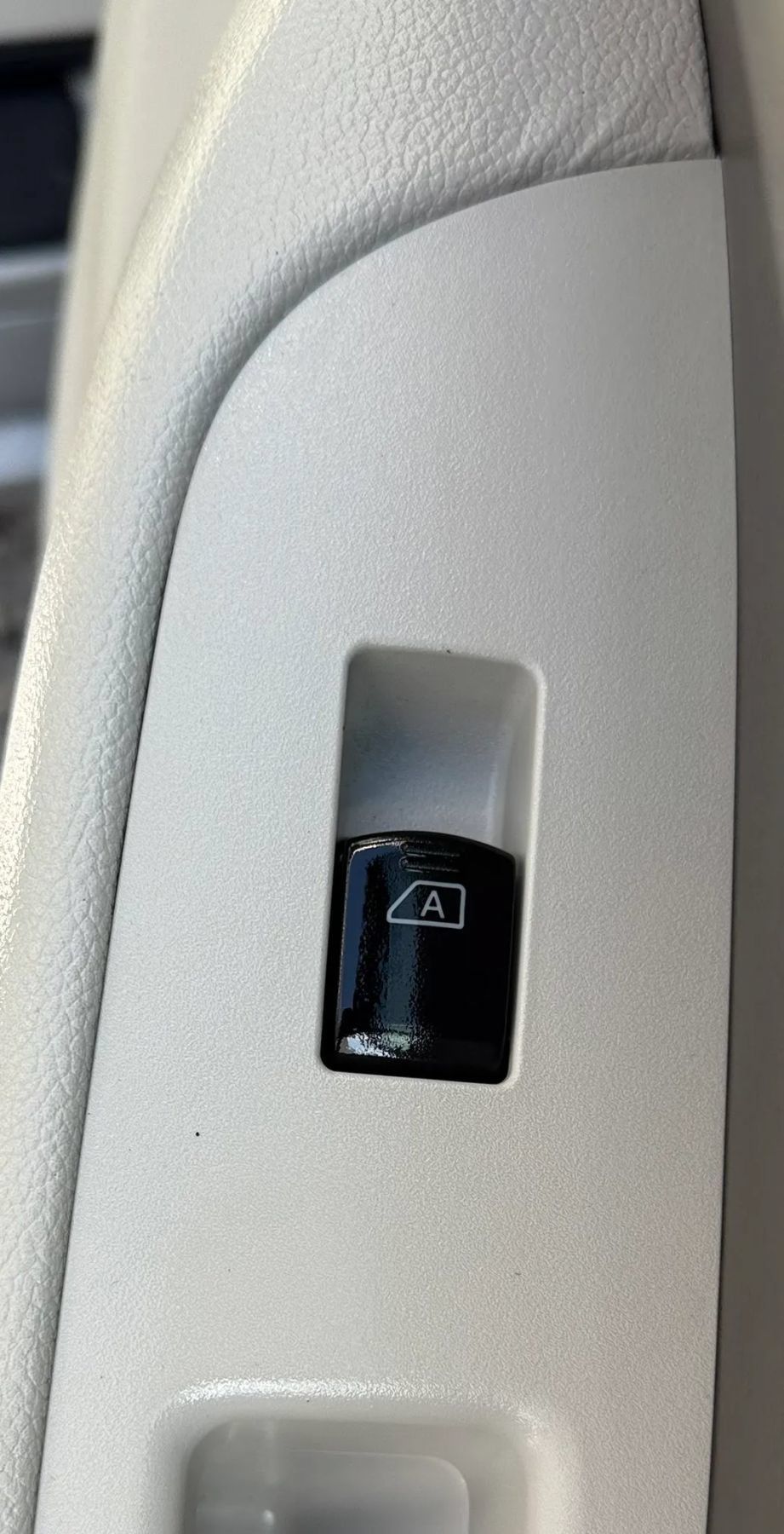 Used 2010 INFINITI G37 Journey w/ Premium Pkg RWD image 34