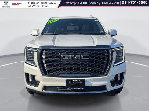 Used 2024 GMC Yukon XL Denali Ultimate image 2