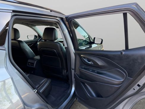 Used 2021 GMC Terrain SLT w/ Elevation Edition AWD/4WD image 17