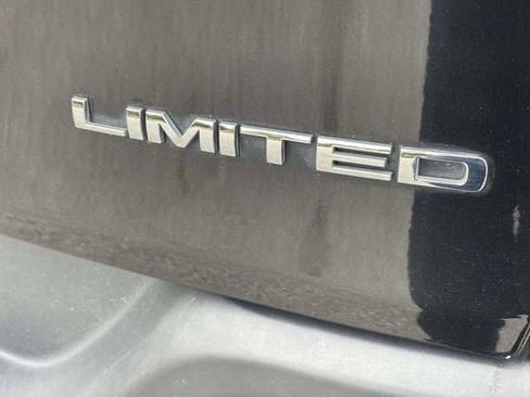 Used 2016 Jeep Cherokee Limited FWD image 7