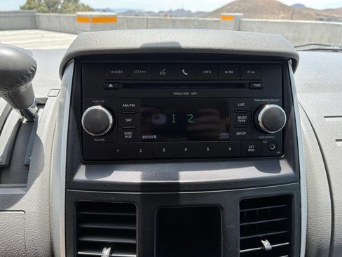 Used 2010 Dodge Grand Caravan Hero w/ Popular Equipment Group FWD image 47
