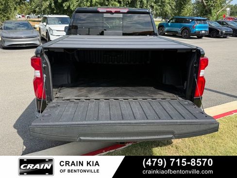 Used 2022 Chevrolet Silverado 1500 RST w/ Redline Edition AWD/4WD image 29