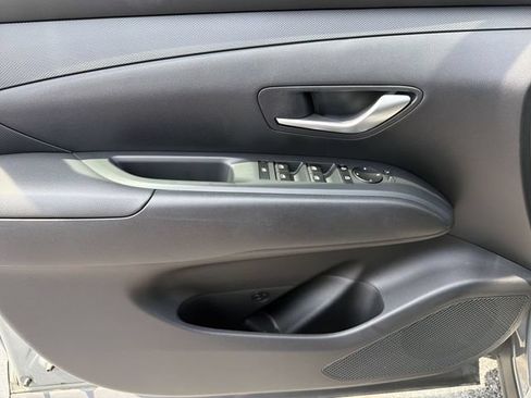 Used 2025 Hyundai Santa Cruz SEL AWD/4WD image 35