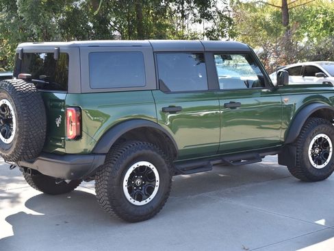 Certified 2023 Ford Bronco Badlands w/ Sasquatch Package AWD/4WD image 7