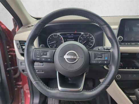 Used 2023 Nissan Rogue SL FWD image 12