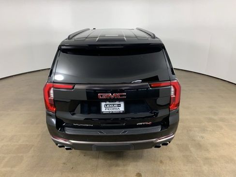 Used 2025 GMC Yukon XL AT4 Ultimate image 11