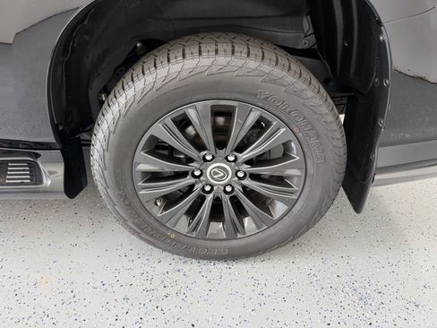 Used 2023 Lexus GX 460 Premium AWD/4WD image 24