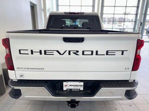 Used 2024 Chevrolet Silverado 1500 LT AWD/4WD image 32