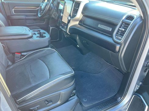 Used 2024 RAM 2500 Laramie image 31