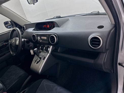 Used 2011 Scion xB image 26
