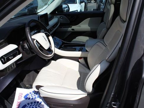 Certified 2023 Lincoln Aviator Black Label w/ Dynamic Handling Package image 14