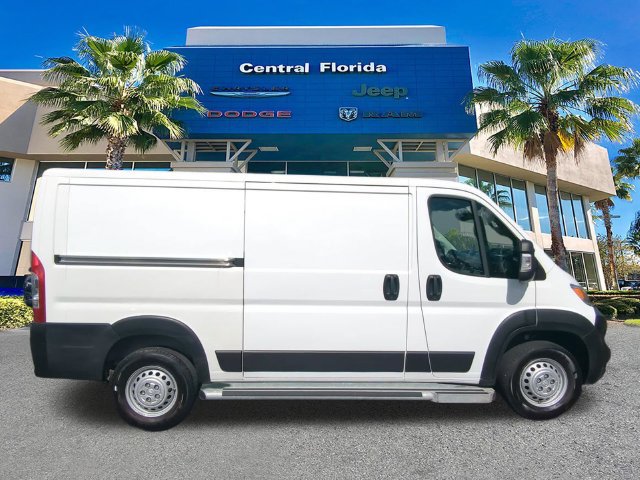 Used 2025 RAM ProMaster 2500 w/ U-Haul Equipment Group FWD image 4